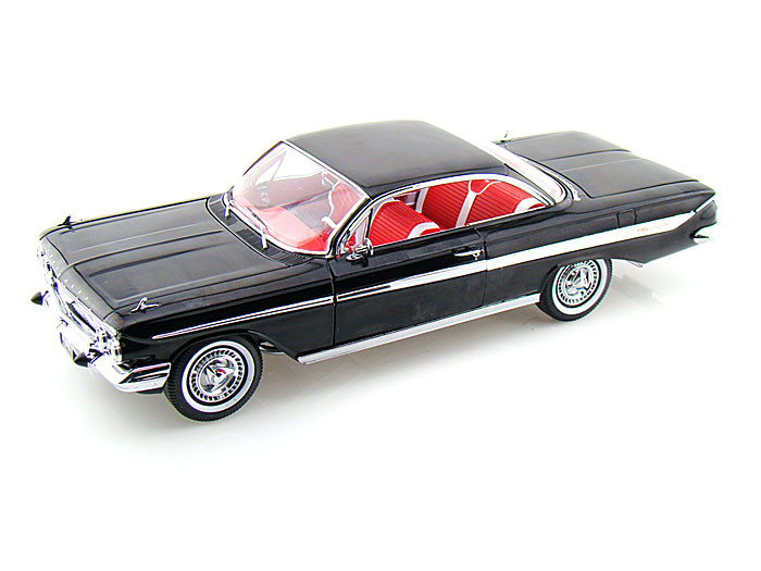 SunStar 1961 Chevrolet Impala SS409, Black 1-18 01