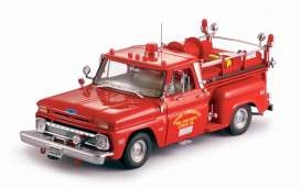 SunStar 1965 Chevrolet C10 Pick Up Fire Truck 1-18