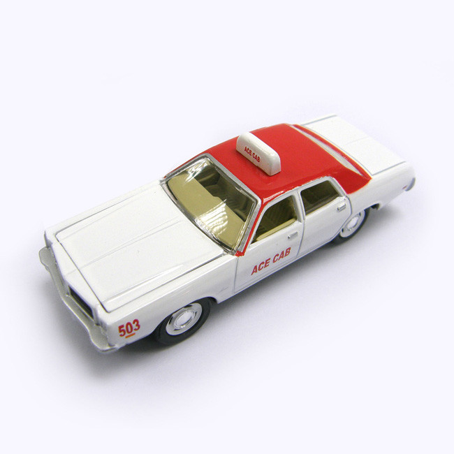 Johnny Lightning R15 1977 Dodge Monaco Taxi - matchboxshop