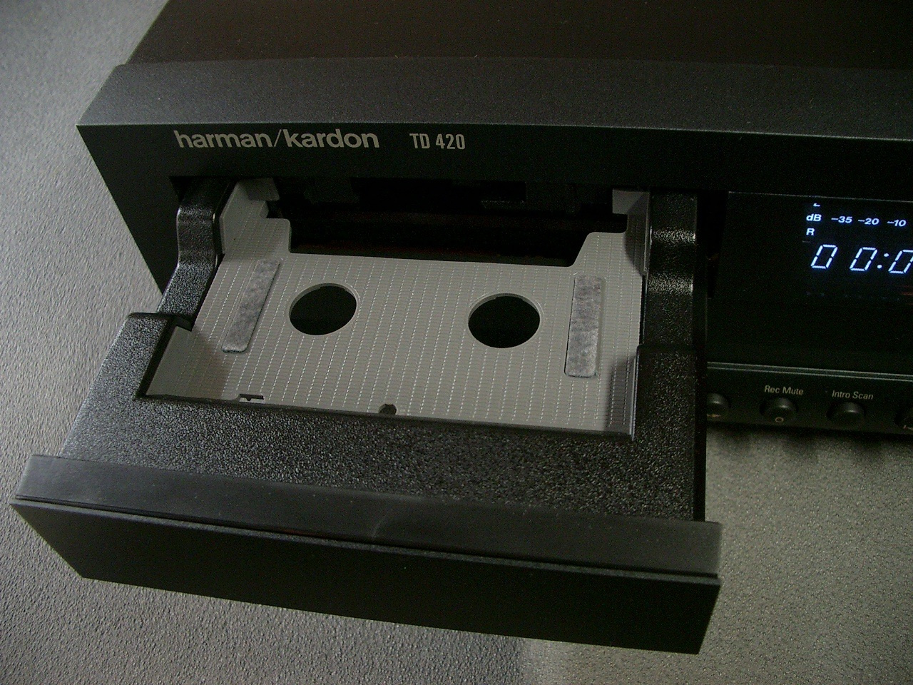 harman Kardon TD 420 case