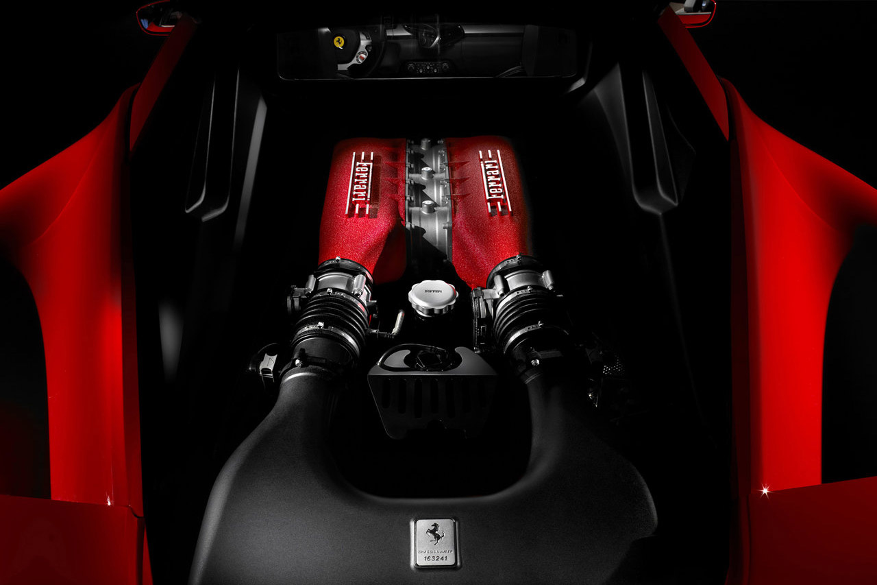 Ferrari-458 Italia 2011 15