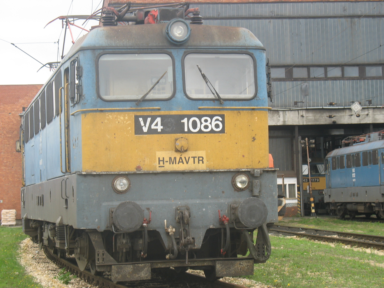 v43 1086