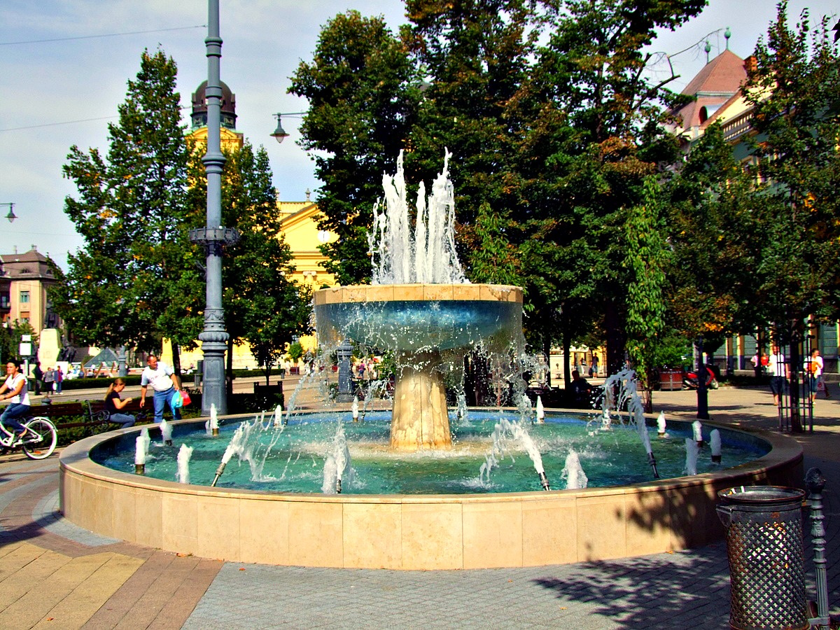 Debrecen Főtér