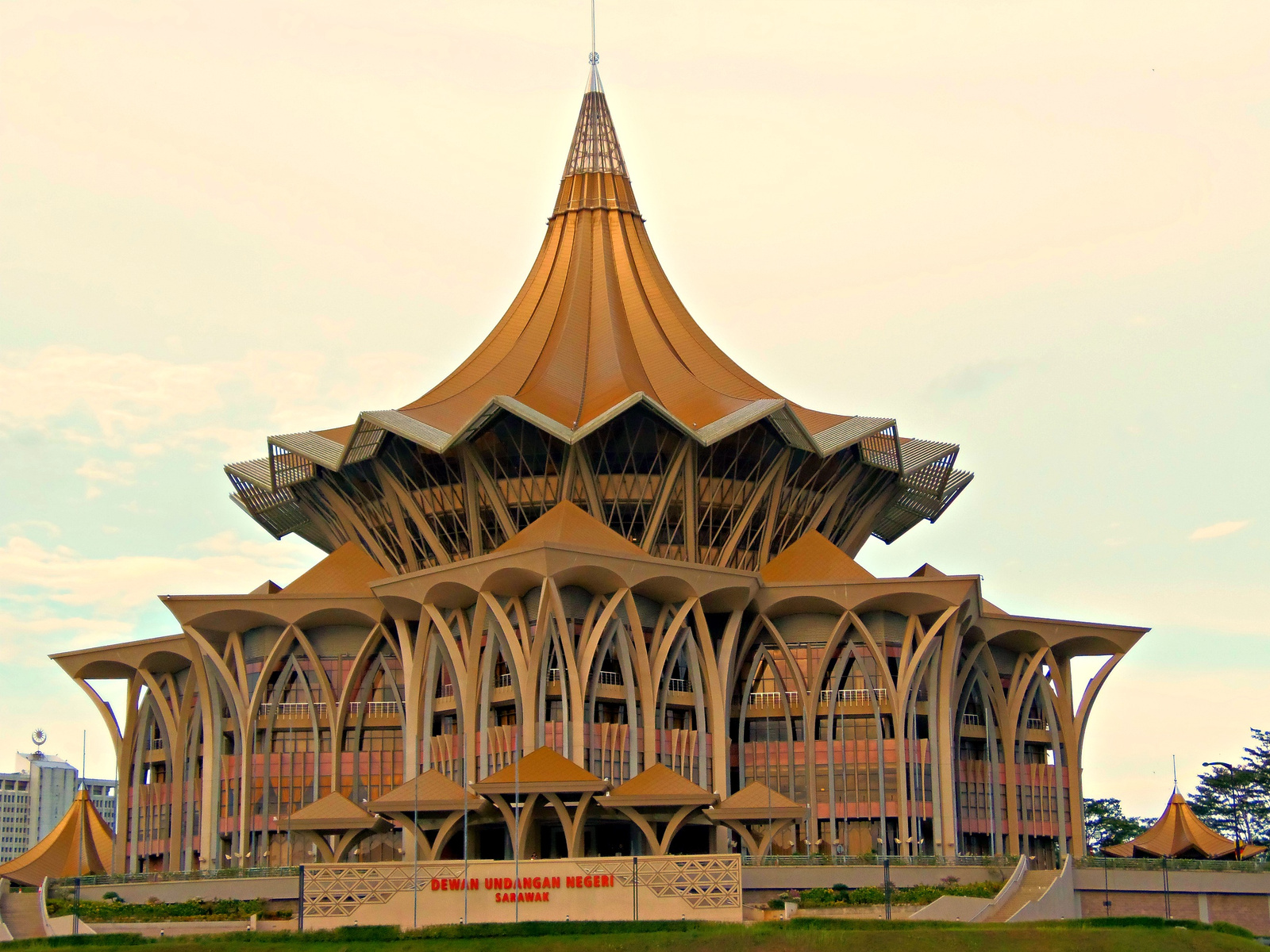 A kuchingi parlament Borneón