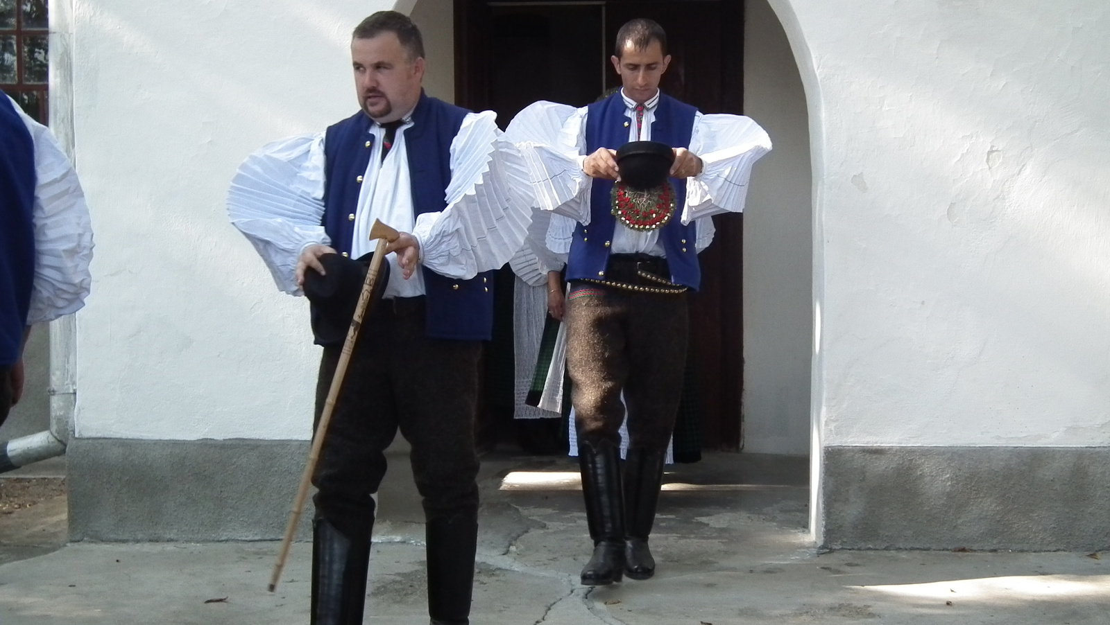 Erdély - Széki lakodalom. Vőfély és az ifjú férj