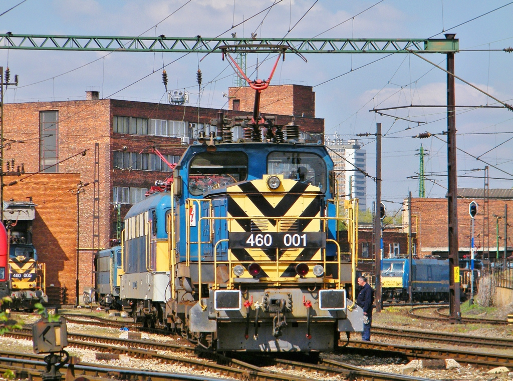 460 001 - 001