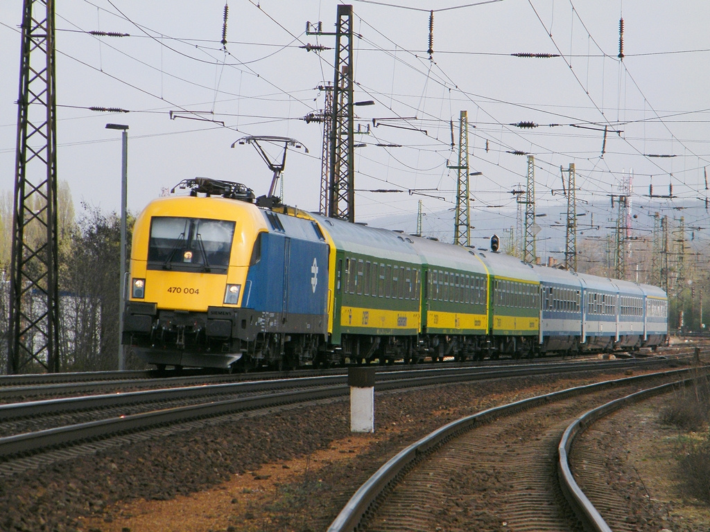 470 004 - 002