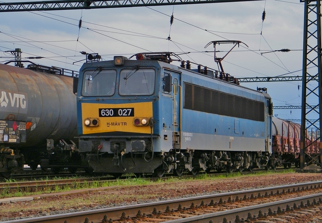 630 027 - 003