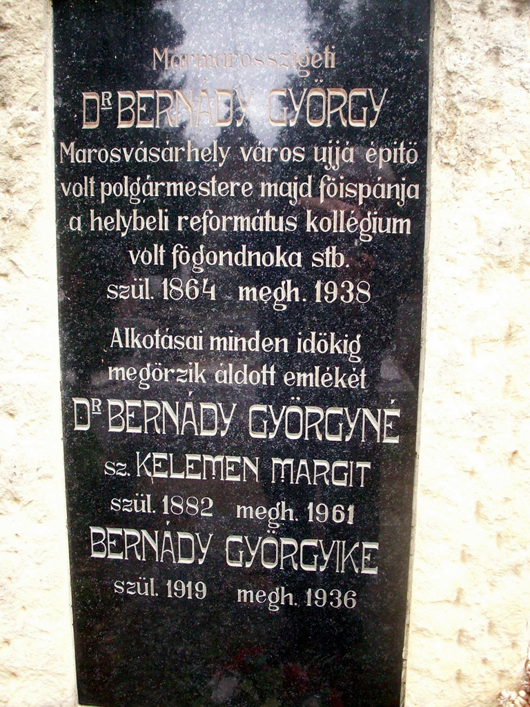 Dr.Bernády György síremléke, Marosvásárhely volt polgármestere