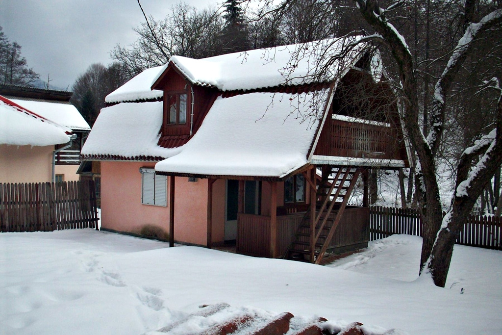 hétvégi ház..., Jódtelep-Ratosnya 25