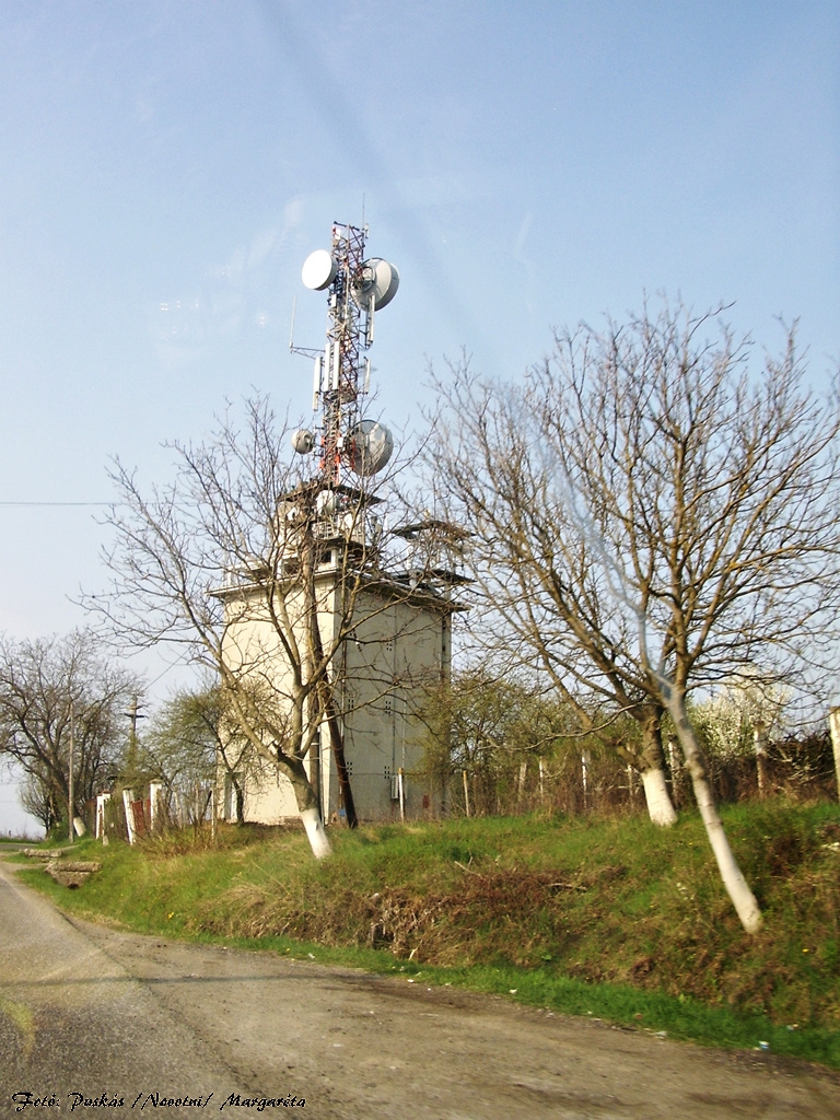 Mezőfele (Câmpenița), Erdély. Televizió adáserősítő torony