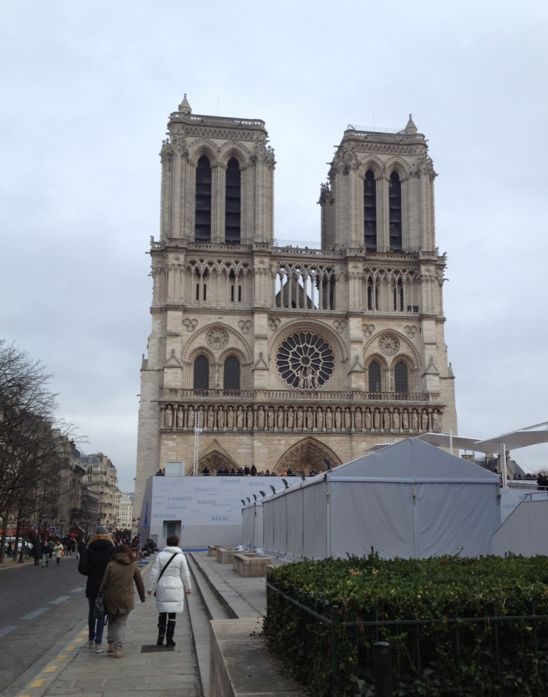 051 Notre-Dame