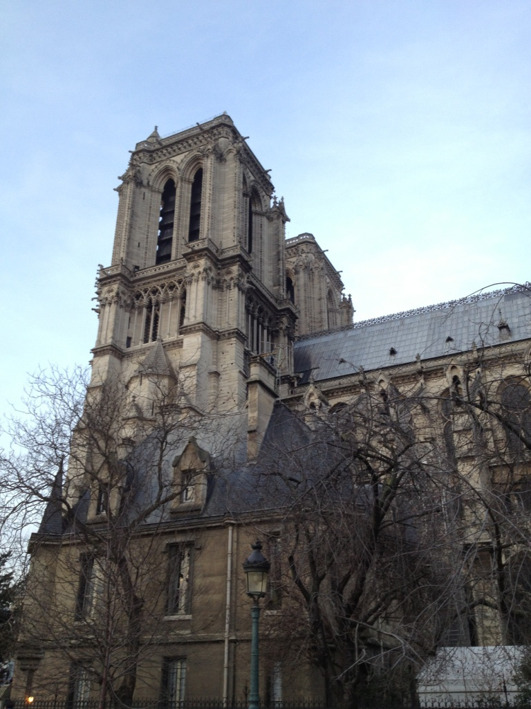 064 Notre-Dame