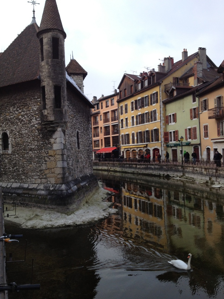 38 Annecy