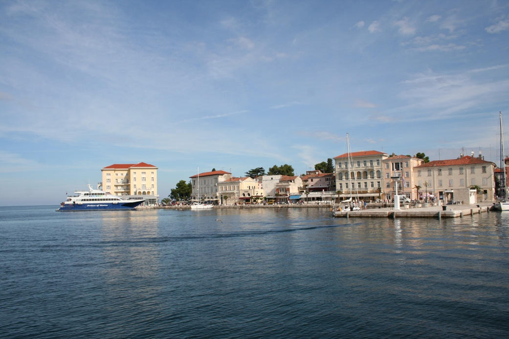 Porec távolodóban