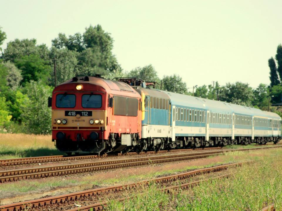 418 112 ( Mezőfalva )