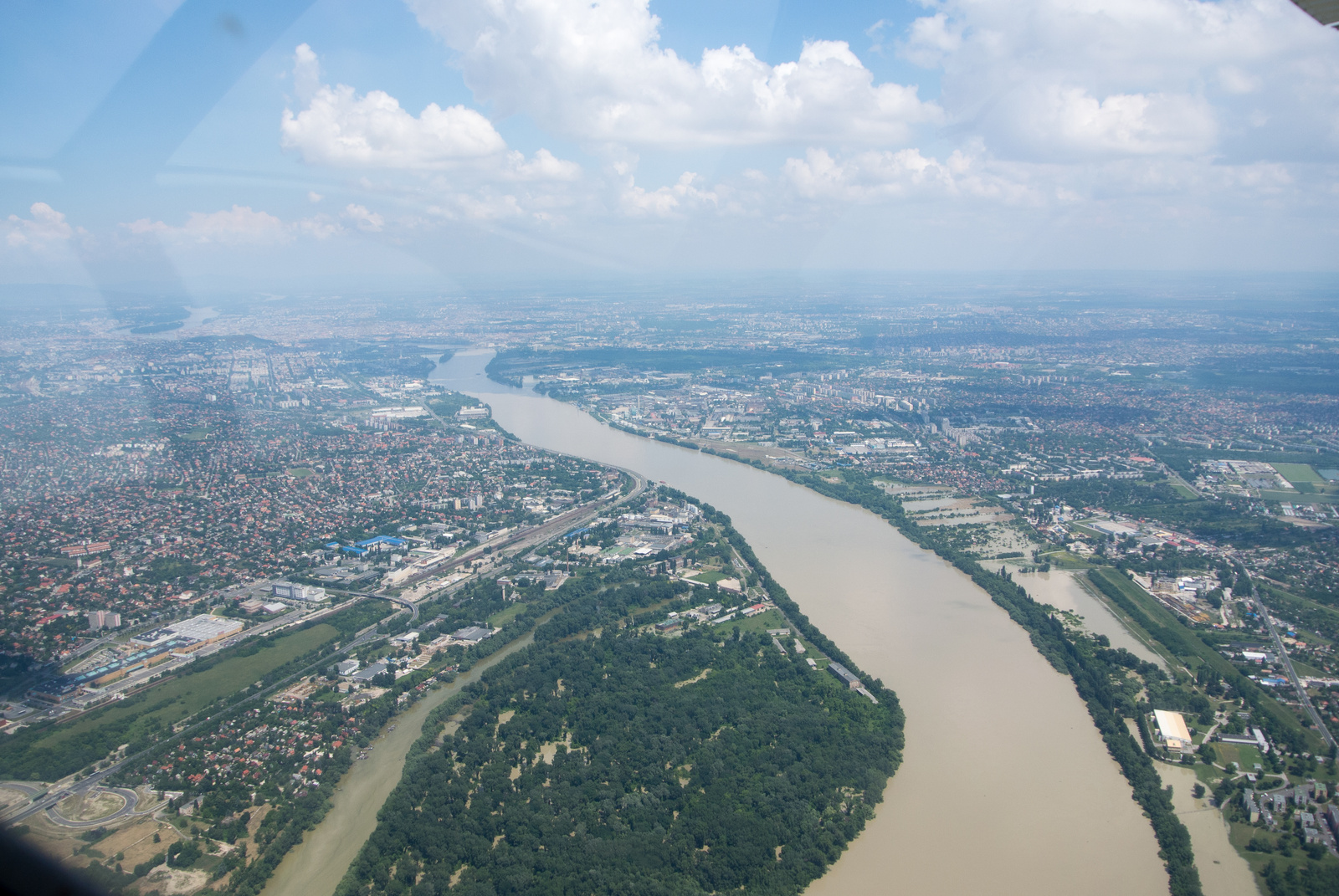 Cessnával a Duna felett