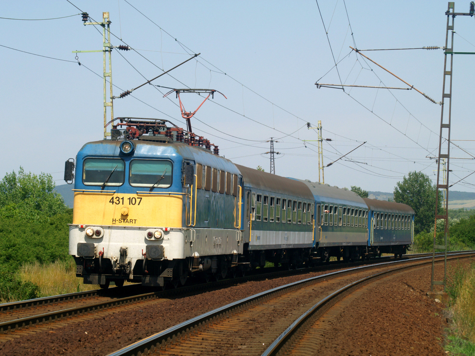 431 107 Szerencs