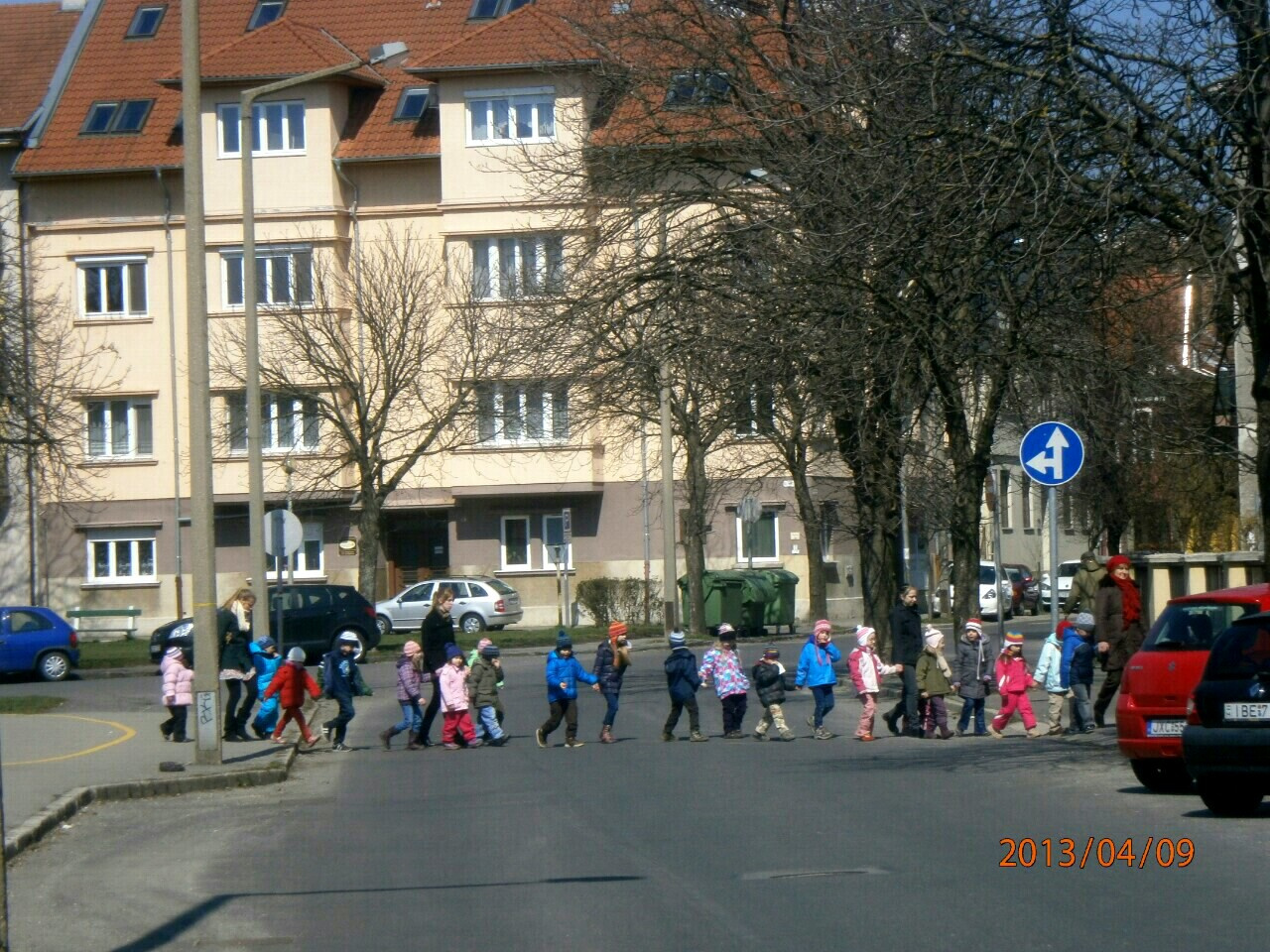 Óvodások átkelése