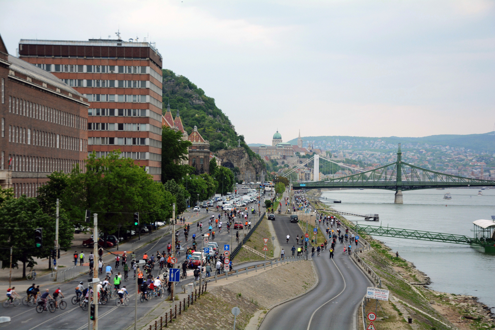 I bike Budapest