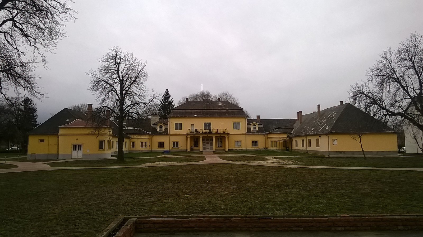 Ács,Esterházy - Zichy kastély-4