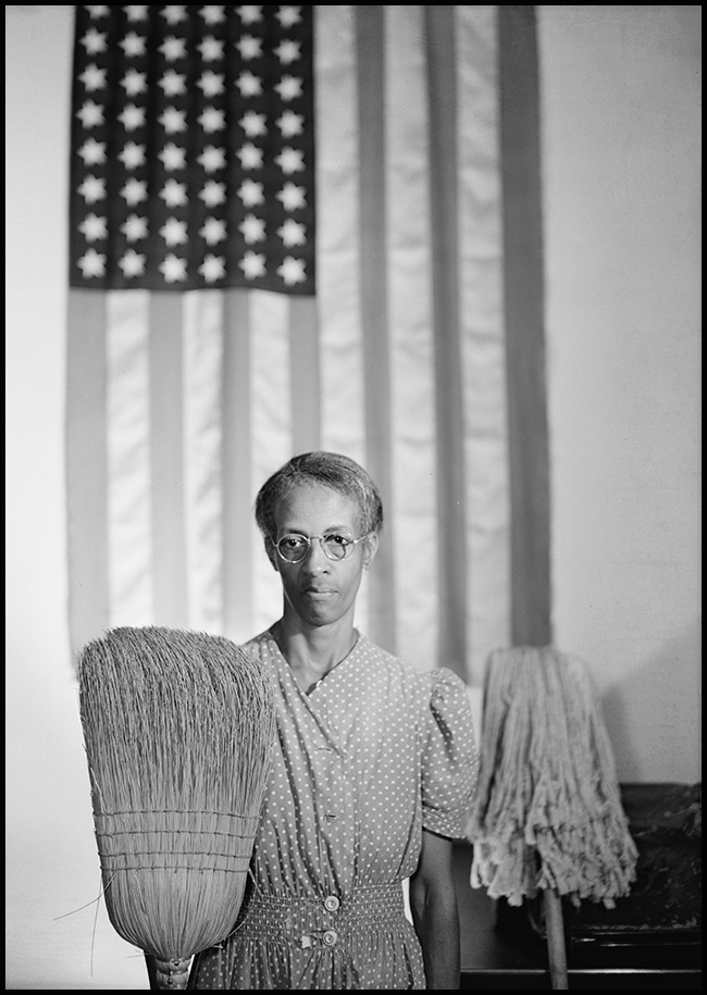 Tweedot-blog-magazine-Gordon-Parks-photographer-American-Gothic