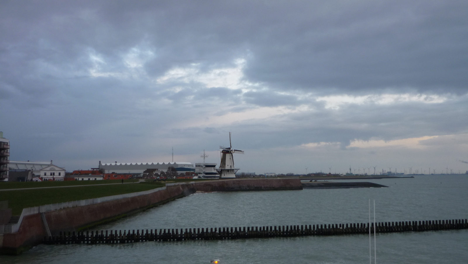 Holland (424)