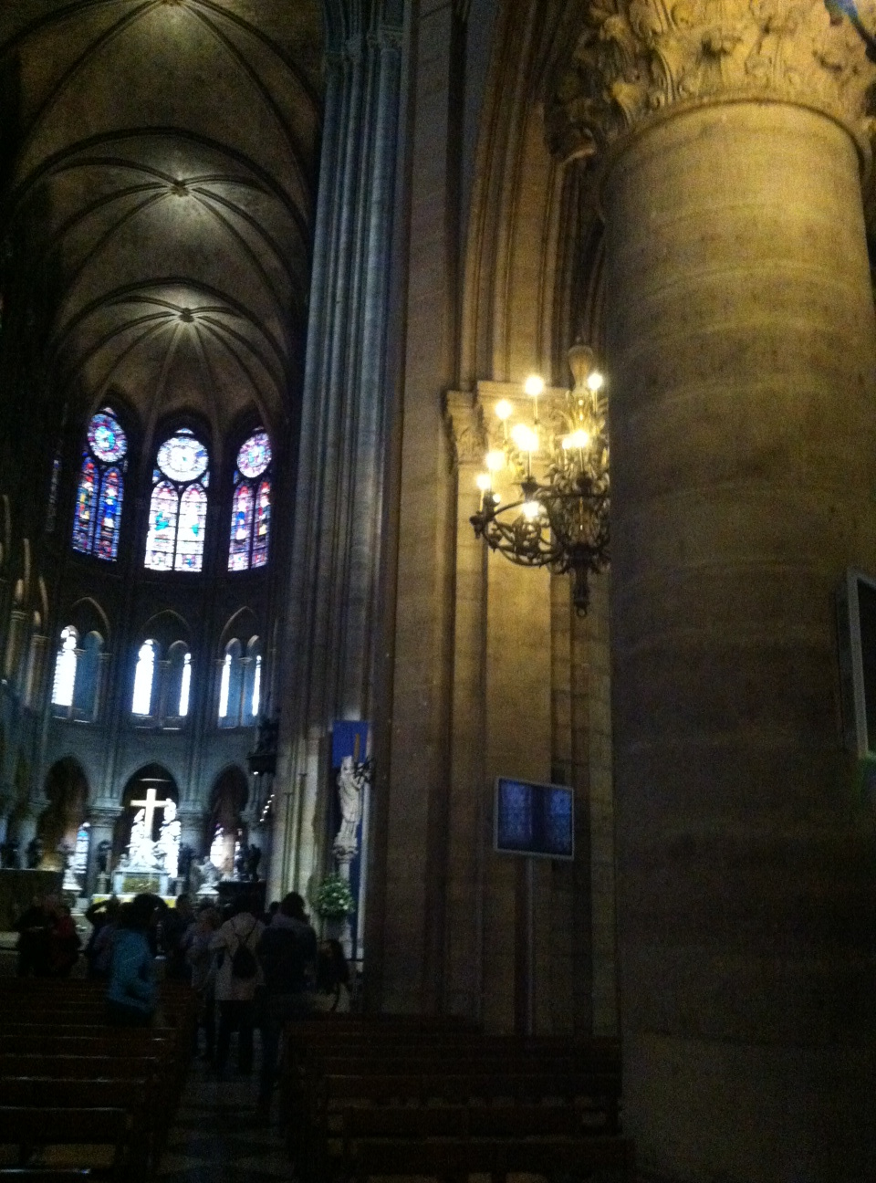 Notre Dame belseje