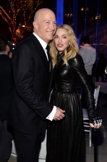 20140211-pictures-madonna-the-great-american-songbook-event-05