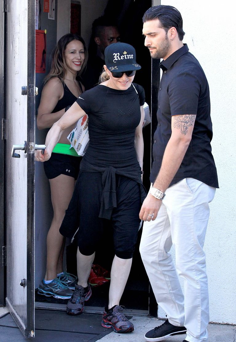 20140630-madonna-working-out-los-angeles (1)