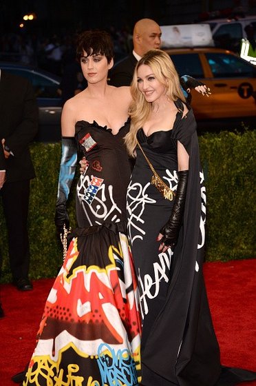 madonna-met-gala (16)