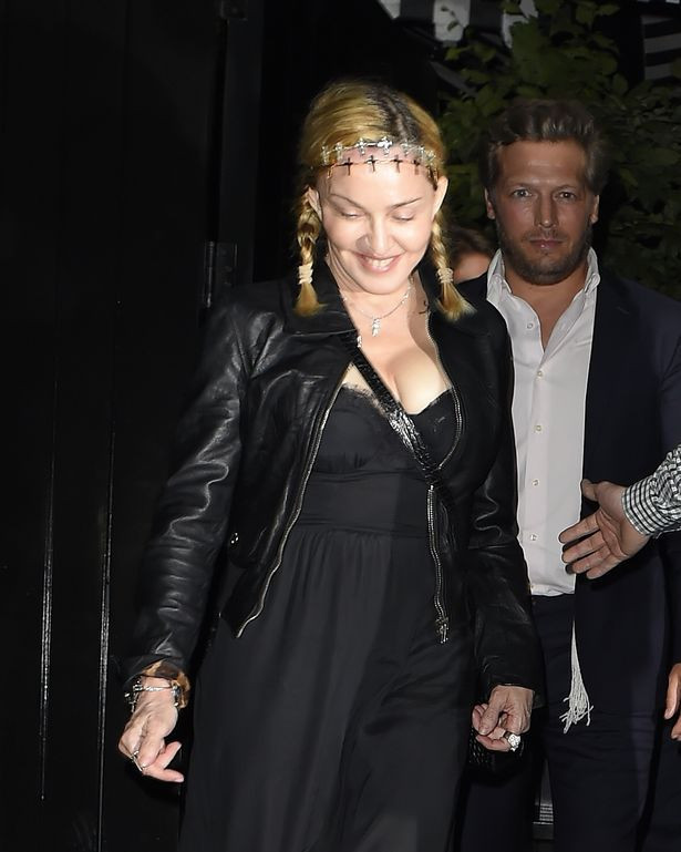 Madonna-and-Rocco-Richie-seen-leaving-the-Chiltern-Firehouse (2)