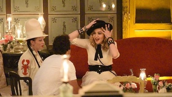 20160818-pictures-madonna-la-guarida-restaurant-cuba-17