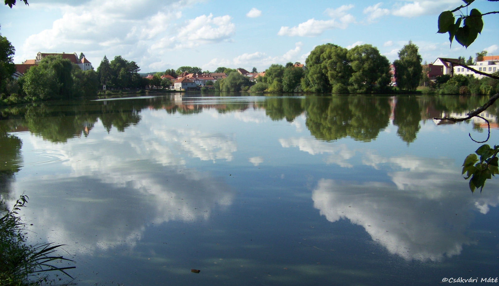 Naplemente, felhők