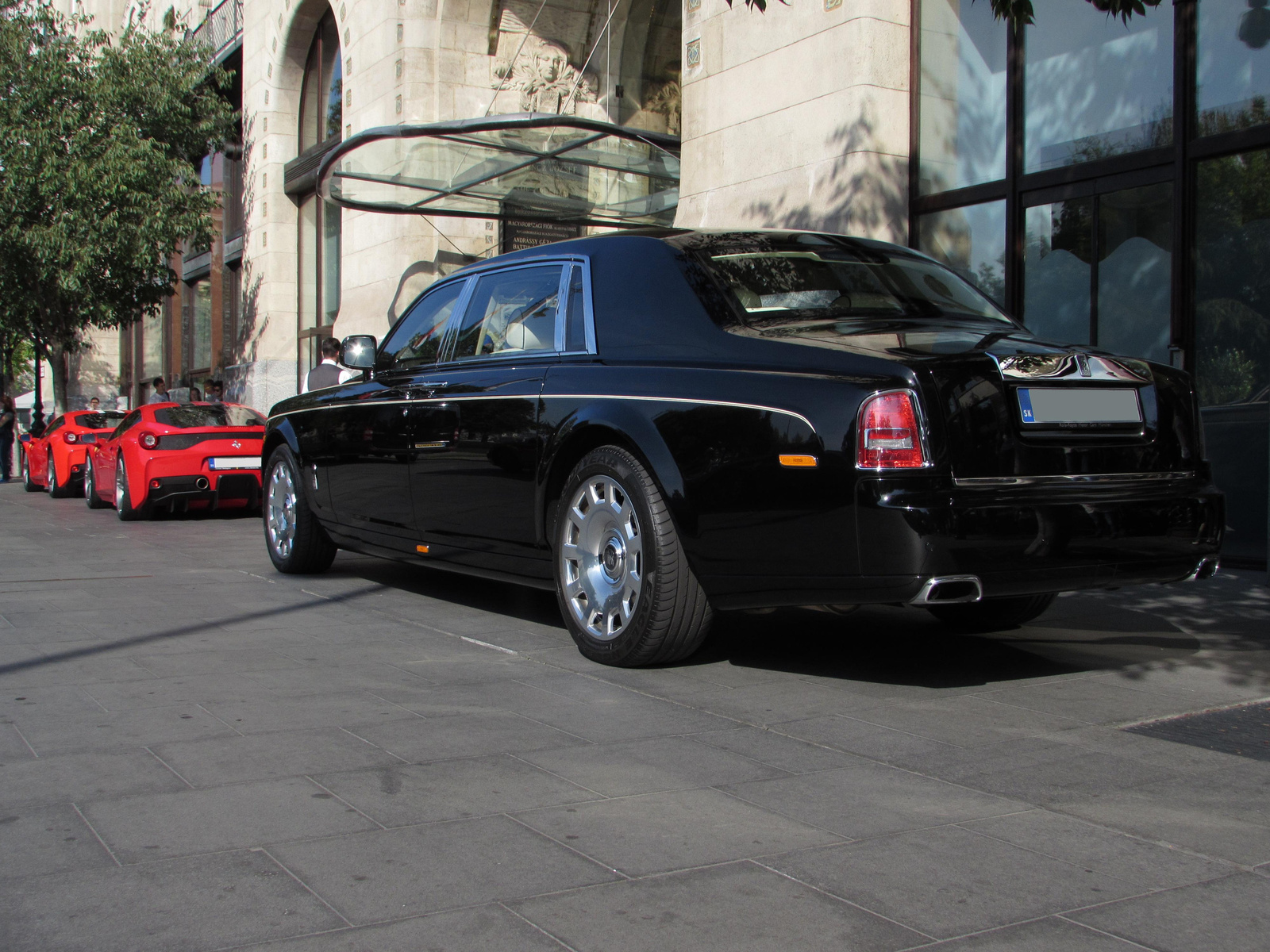 Rolls-Royce Phantom - Ferrai 458 Speciale (2X)