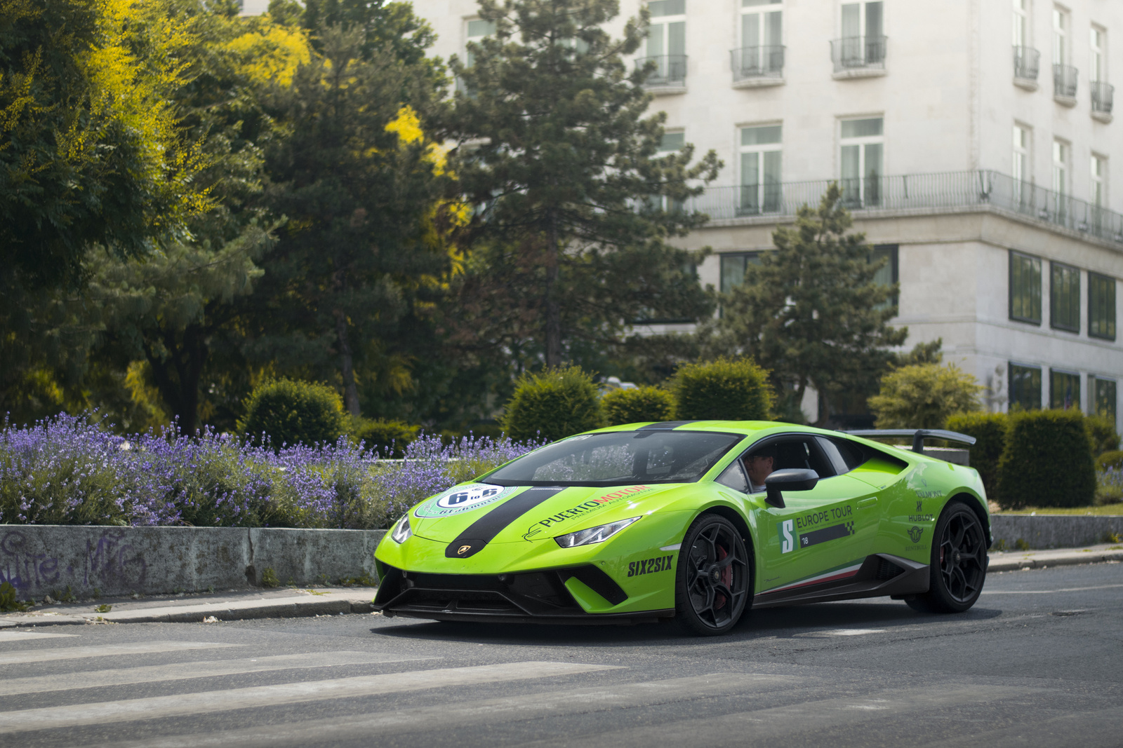 Lamborghini Huracán LP640-4 Performante