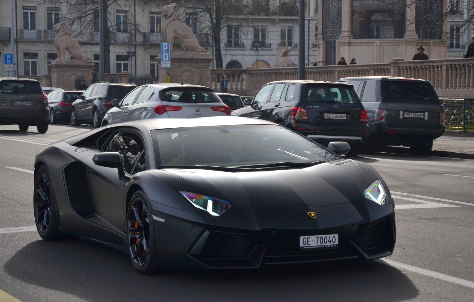 Lamborghini Aventador LP700-4