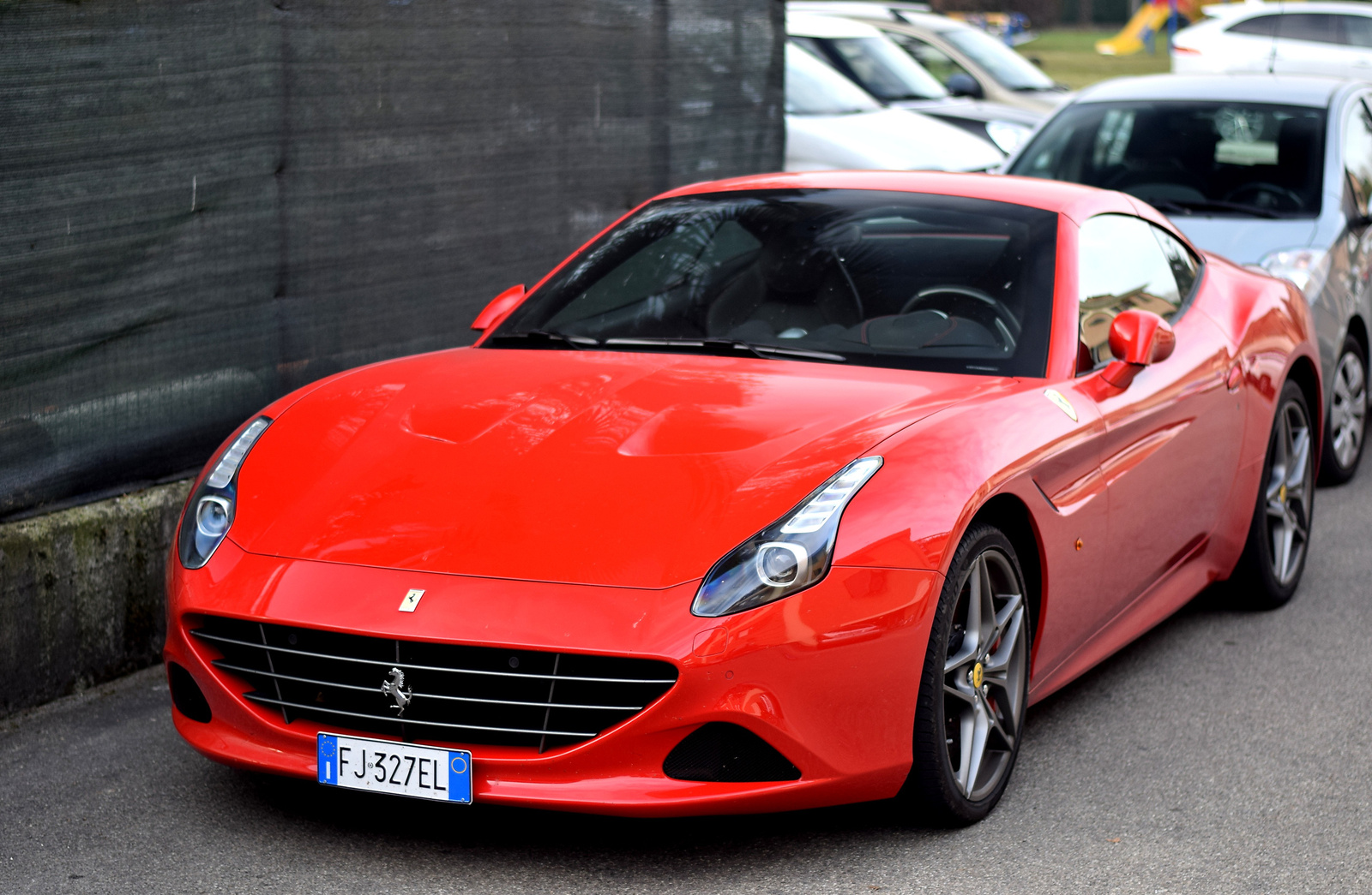 Ferrari California T