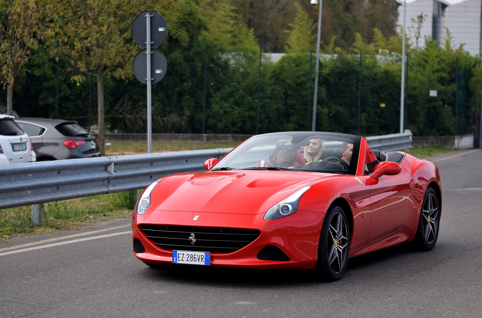 Ferrari California T