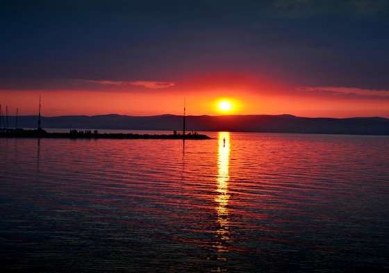 balaton voros naplemente