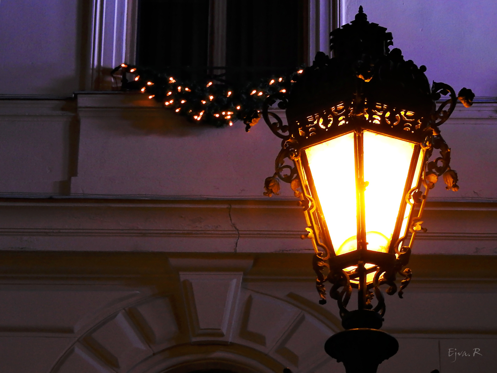 Advent idején Lámpa Utca