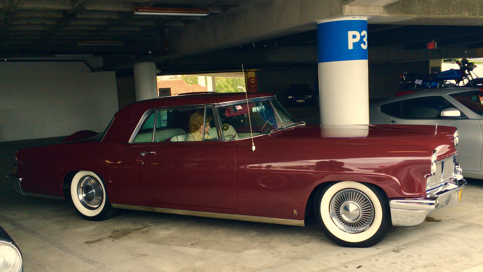 Lincoln Continental Mark II