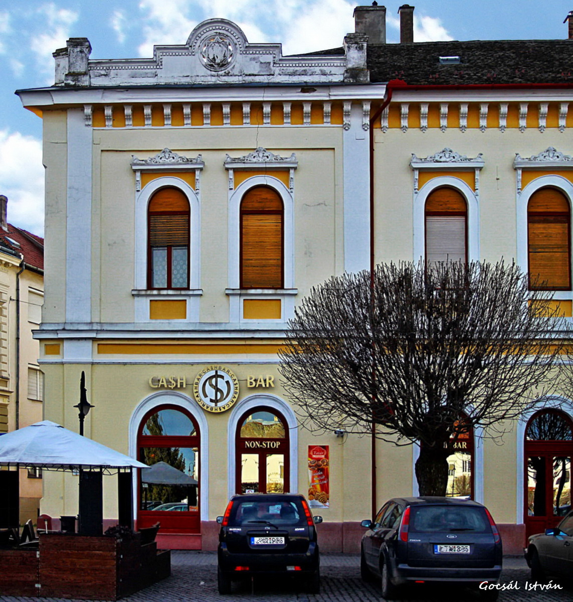 Baja, Szentháromság tér átméretezve