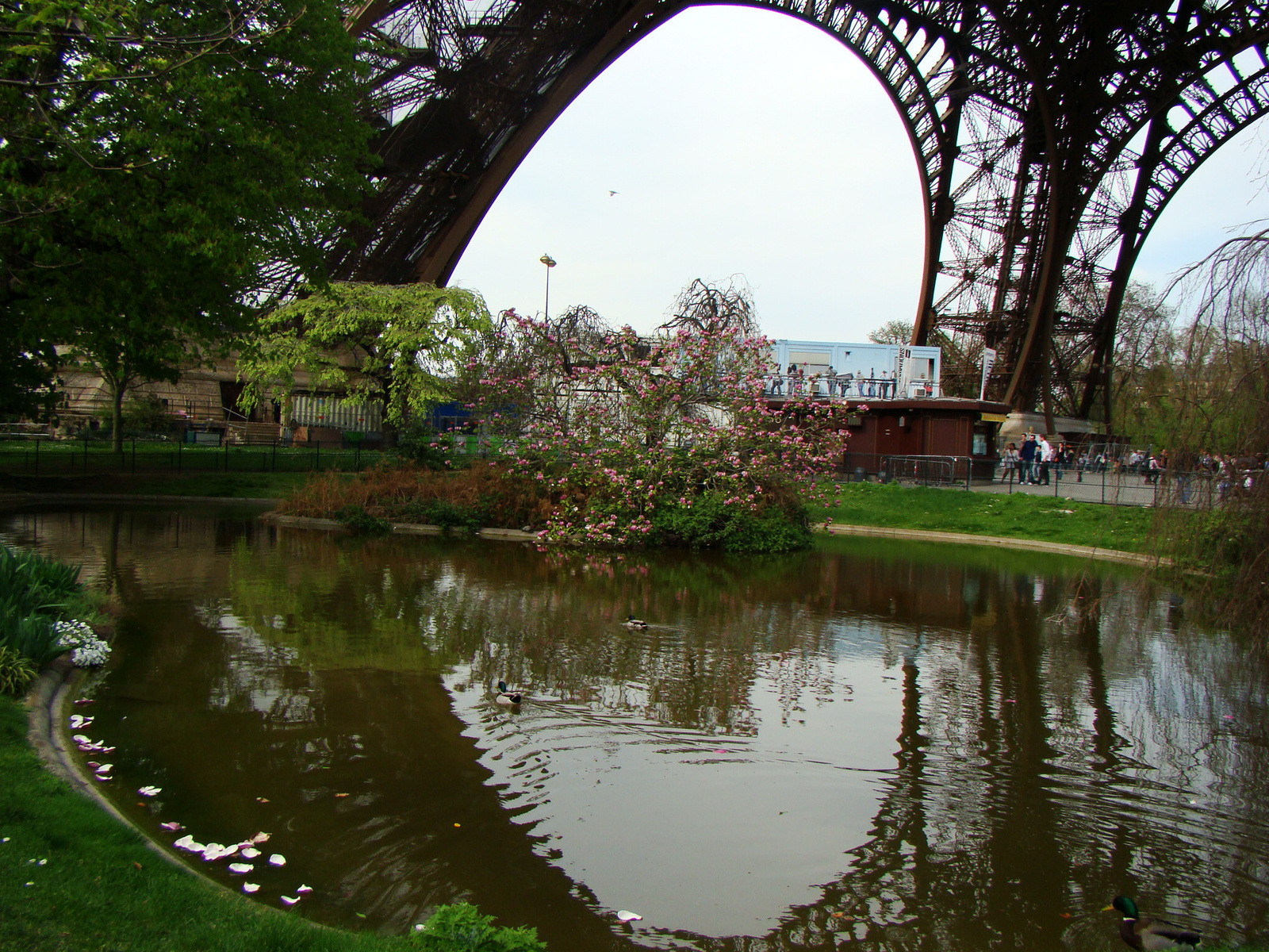 Parizs Eiffel tower