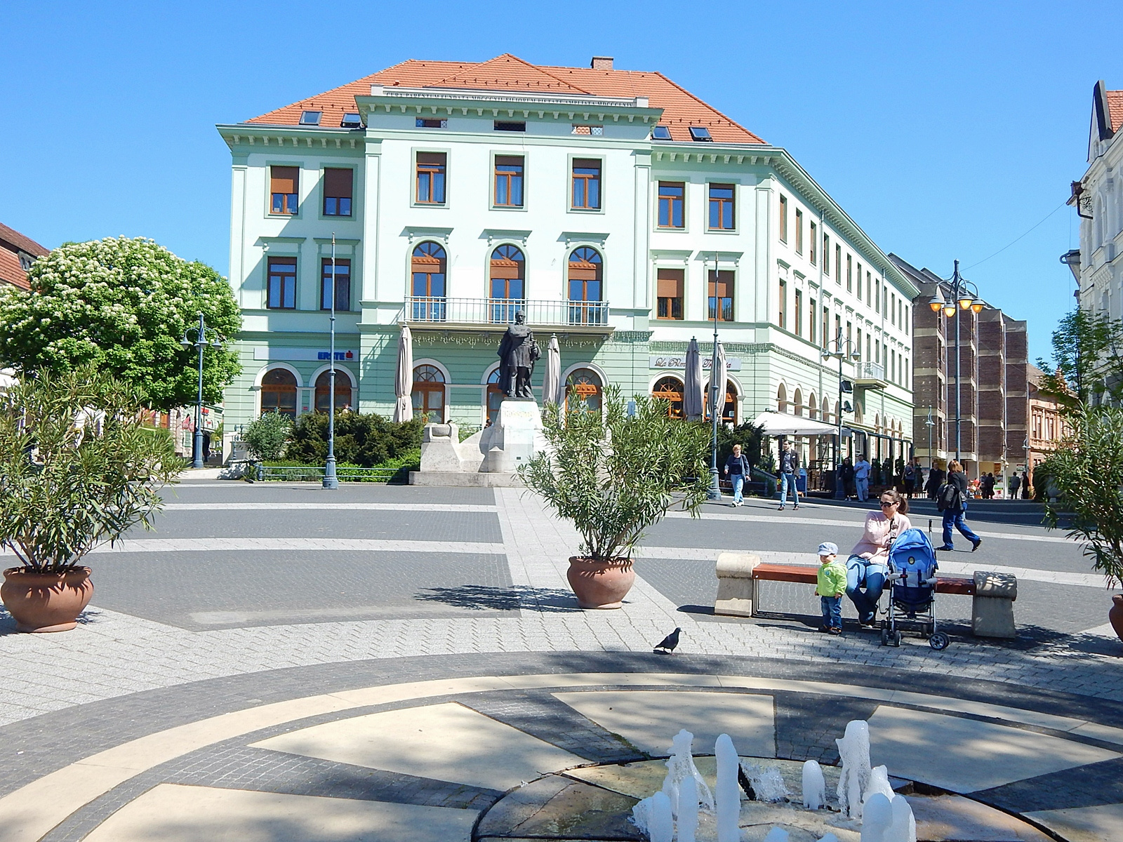 Kaposvár, Kossuth tér