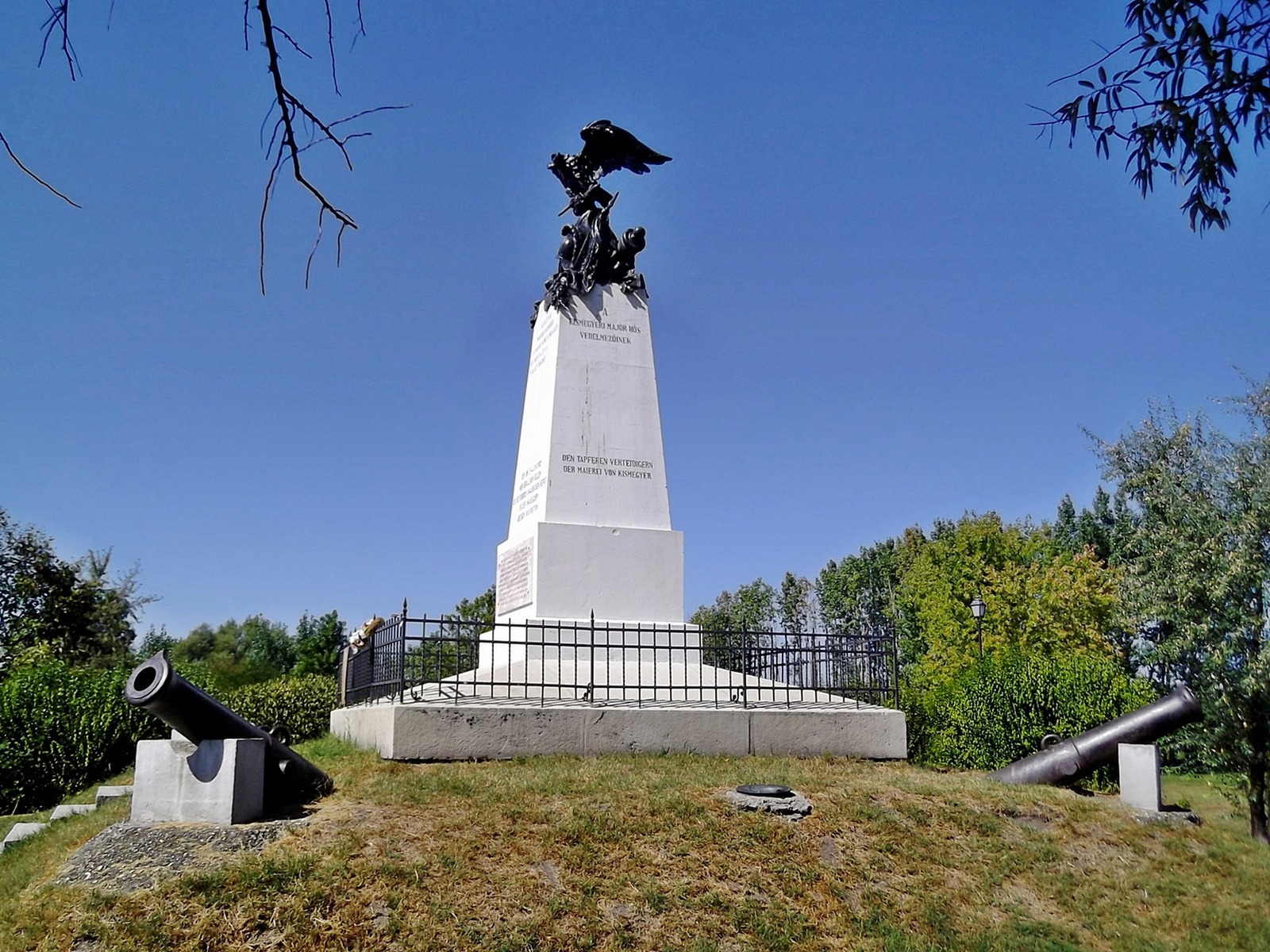 Győr, Kismegyeri csata emlékműve