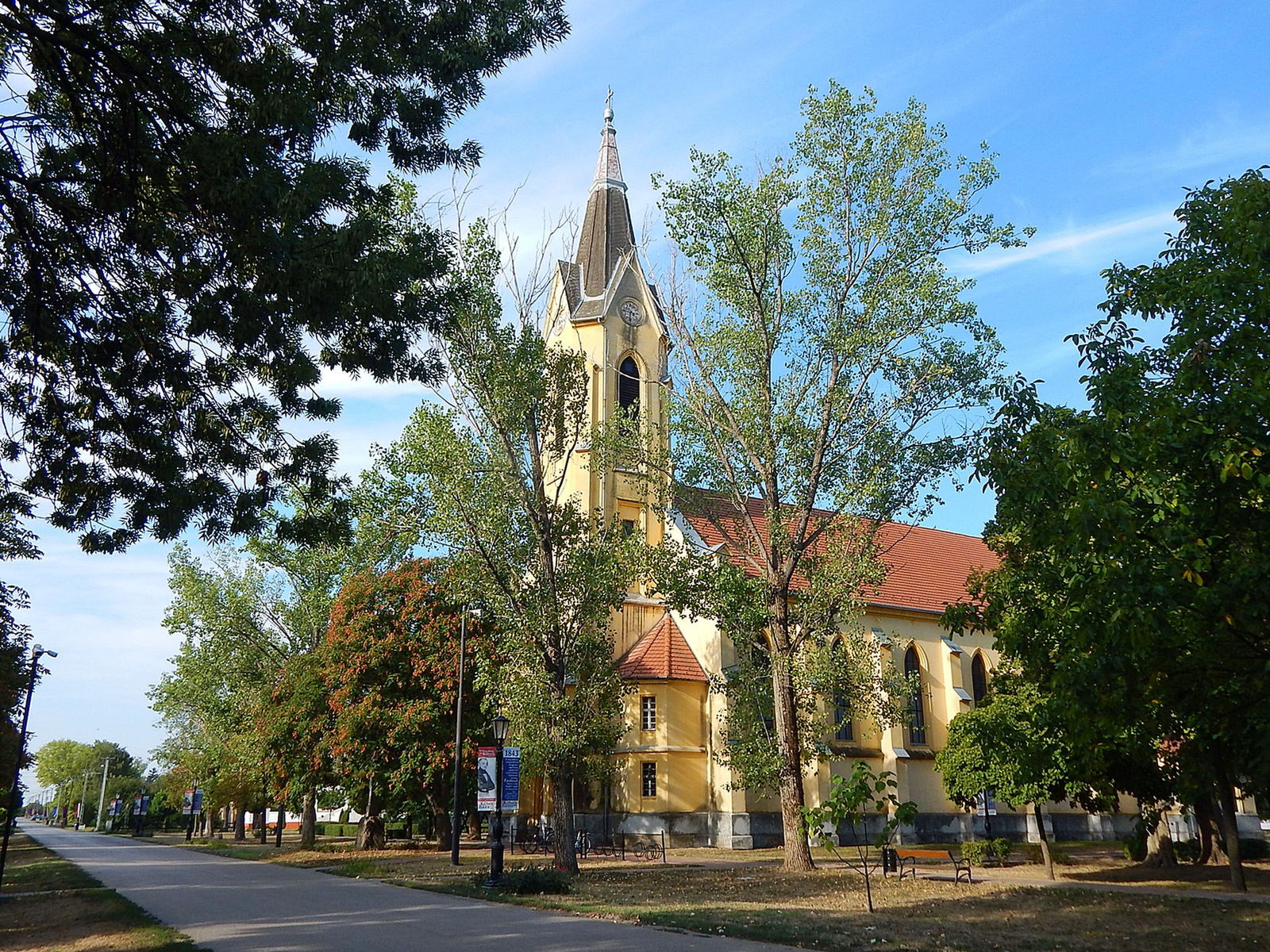 Kübekháza, Szent István király-templom