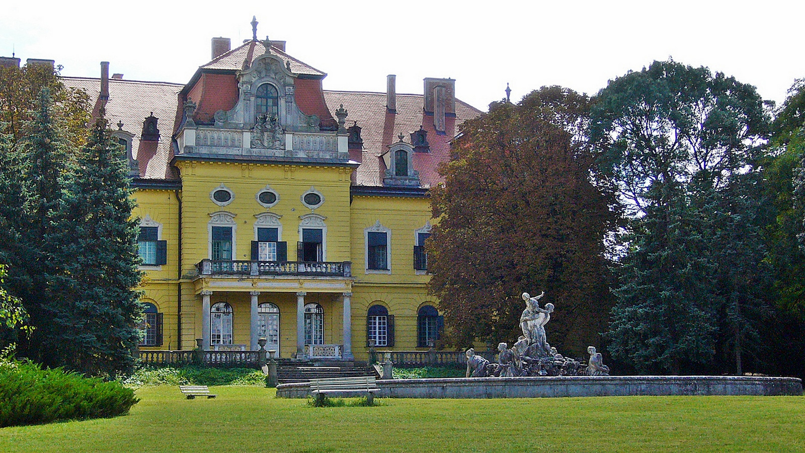 Nagymágocs, Károlyi-kastély