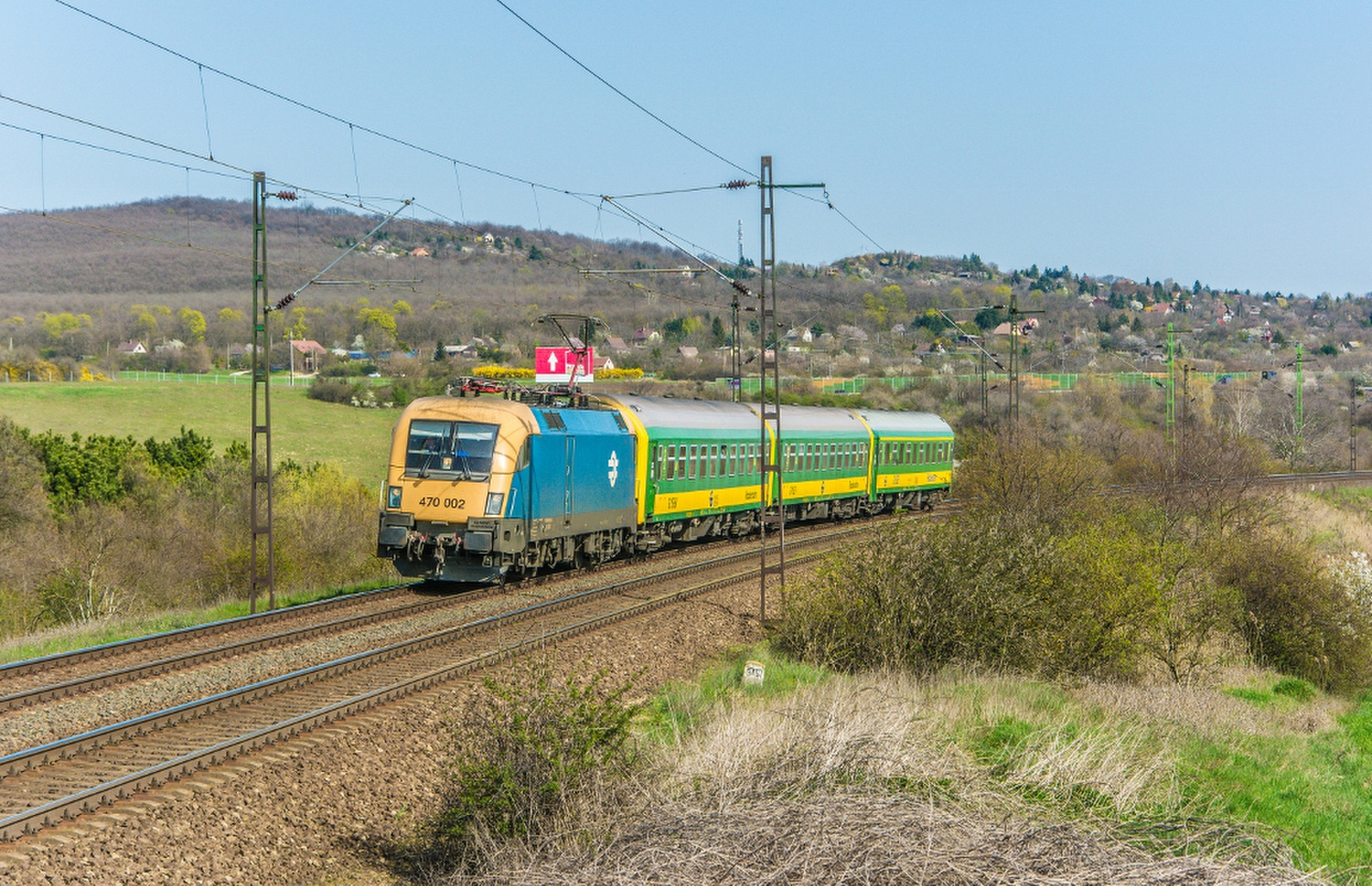 470 002 - 016 Biatorbágy