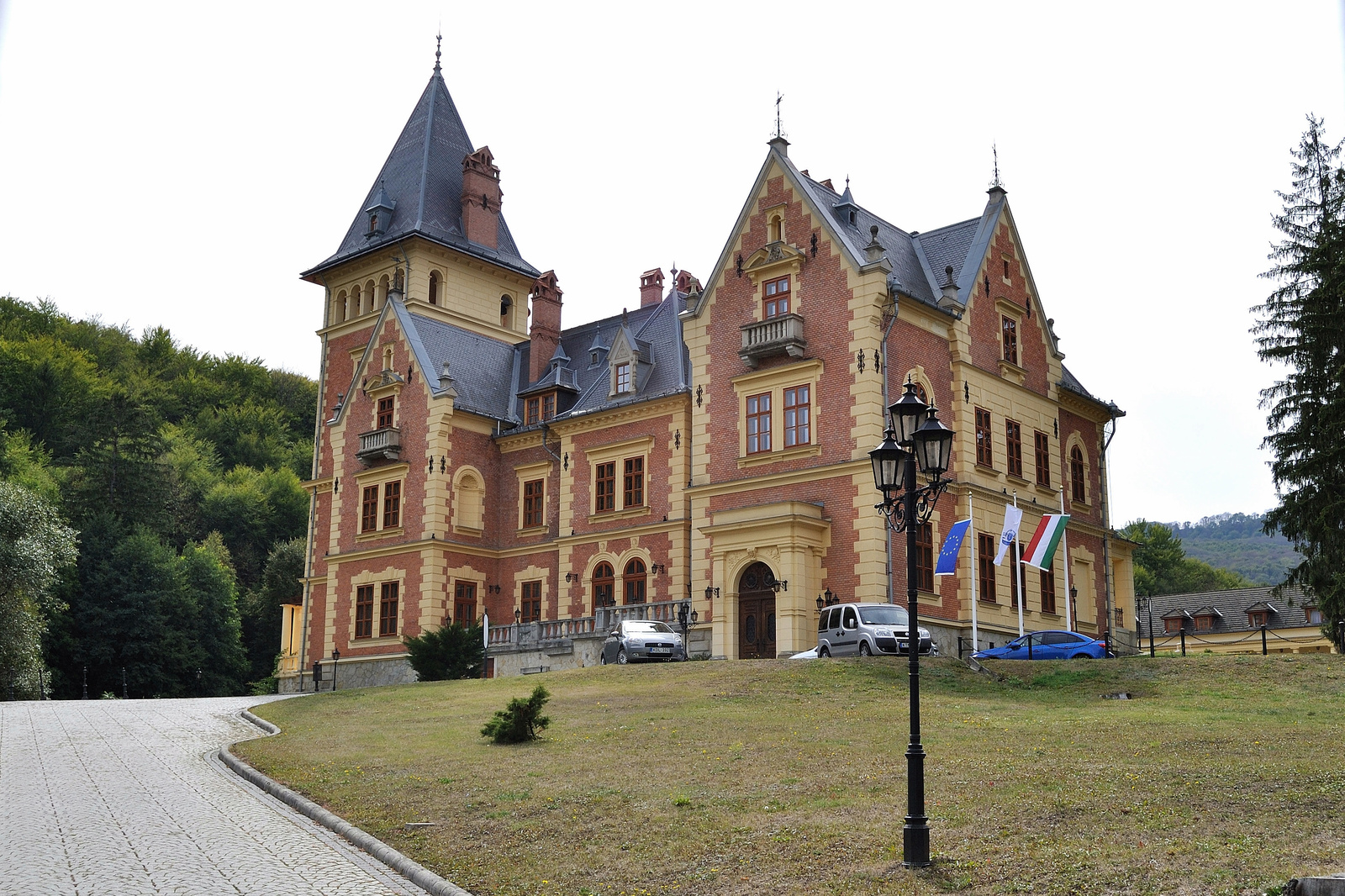 Parádsasvár - Károlyi kastély